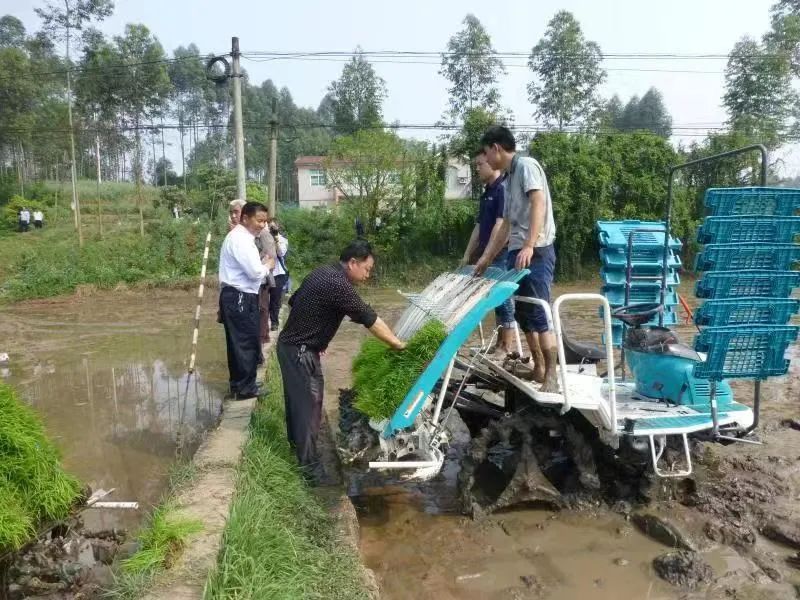 揭曉 | 來一睹“凱斯紐荷蘭杯”2022年農(nóng)機(jī)行業(yè)10大超級(jí)新農(nóng)人風(fēng)采